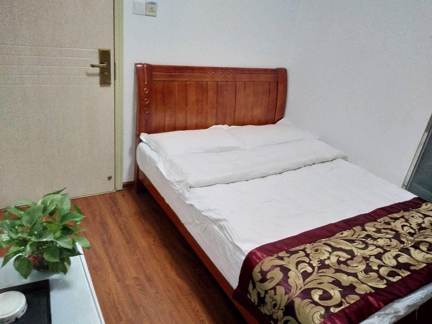 舒适大床房