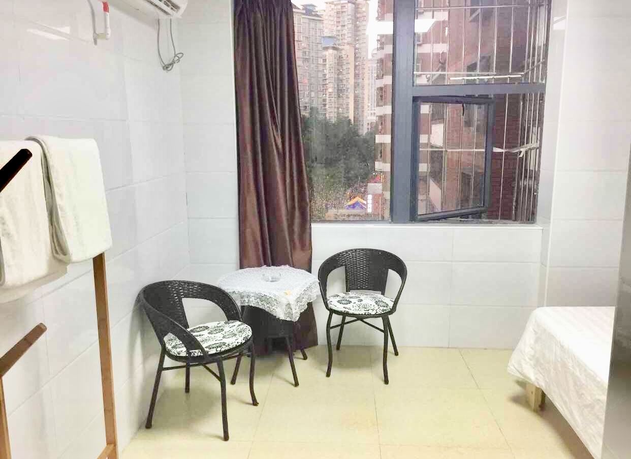 舒适大床房