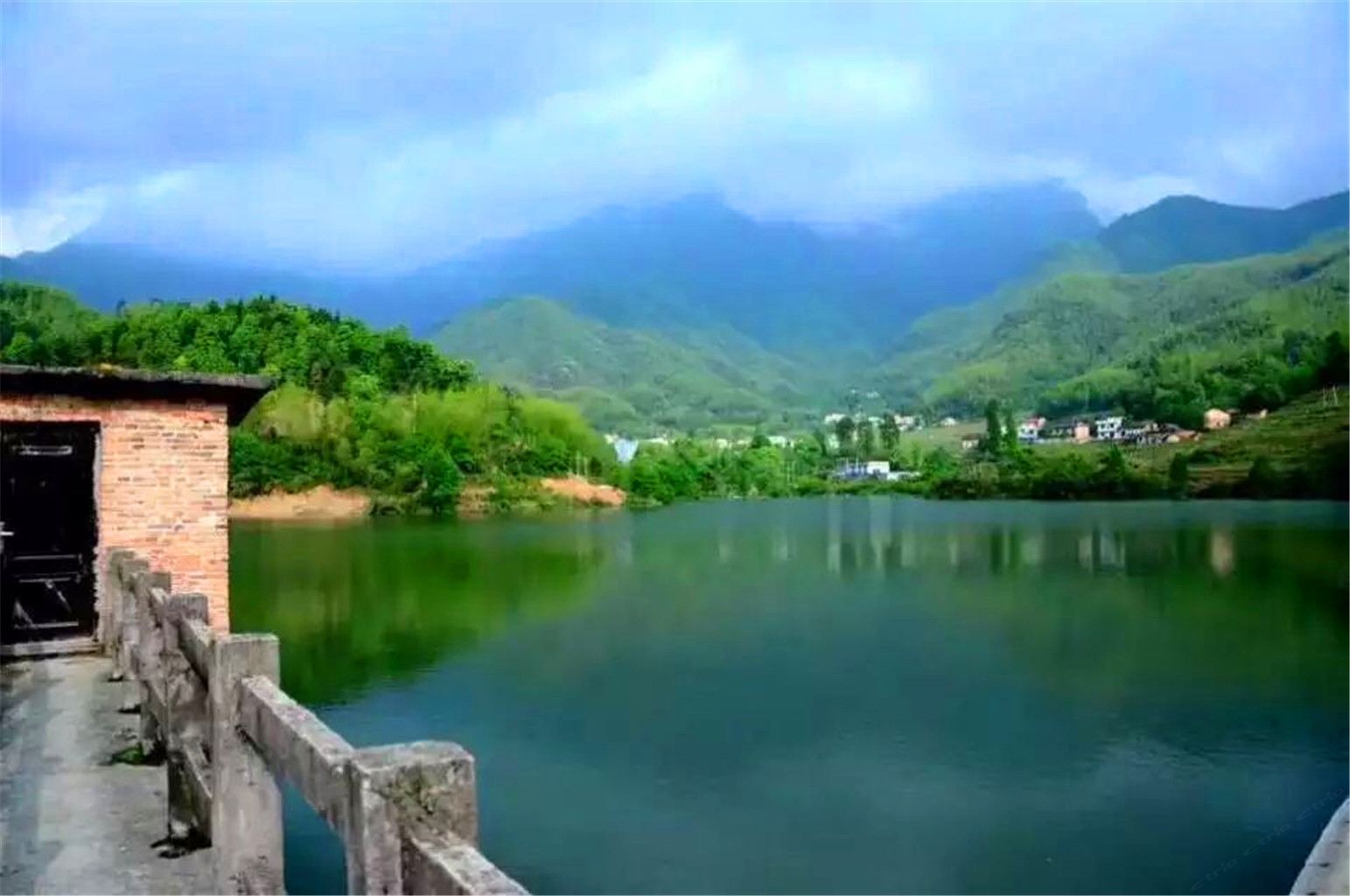 武功山龙门山庄