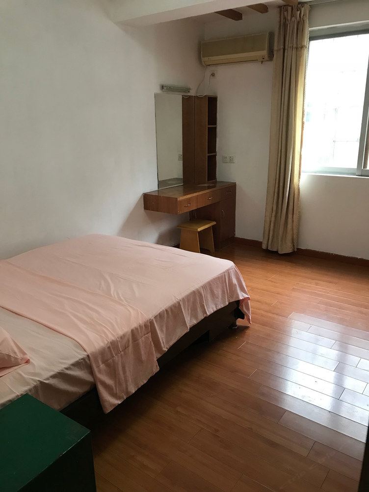 舒适二室一厅套房