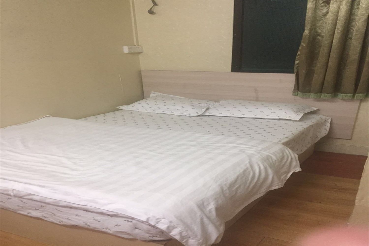 标准大床房