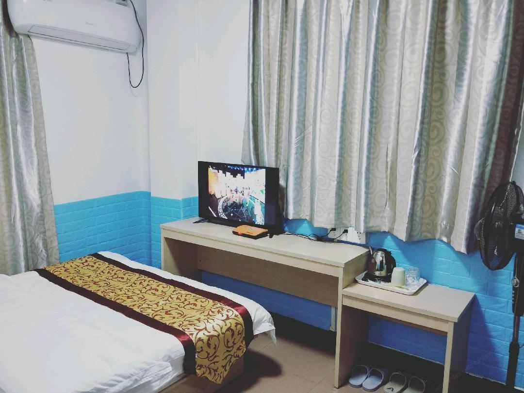标准大床房