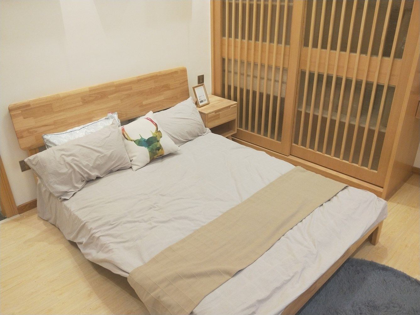 十三行三室一厅套房