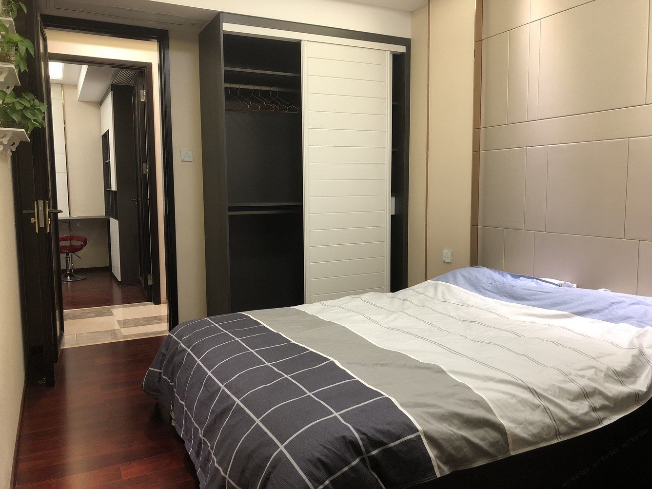 广州珠江新城CBD超五星国际公寓(2号店)