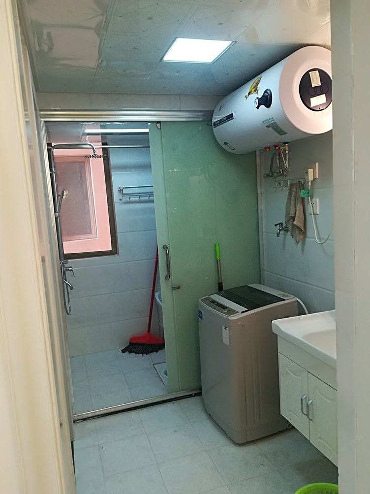 简约二室二厅套房