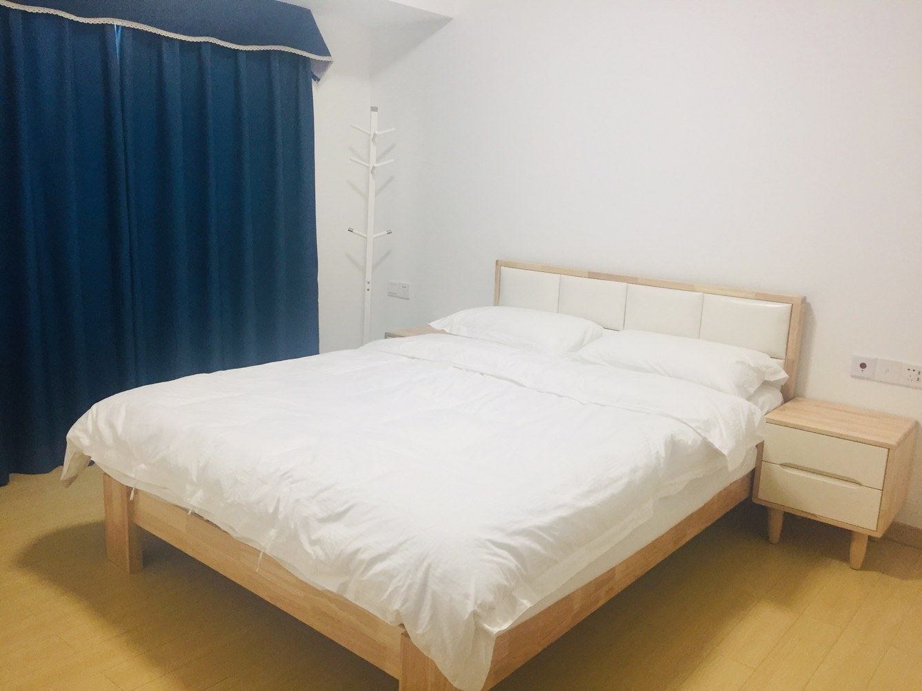 舒适三室一厅套房