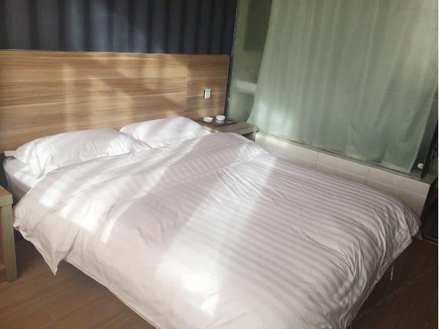大床房