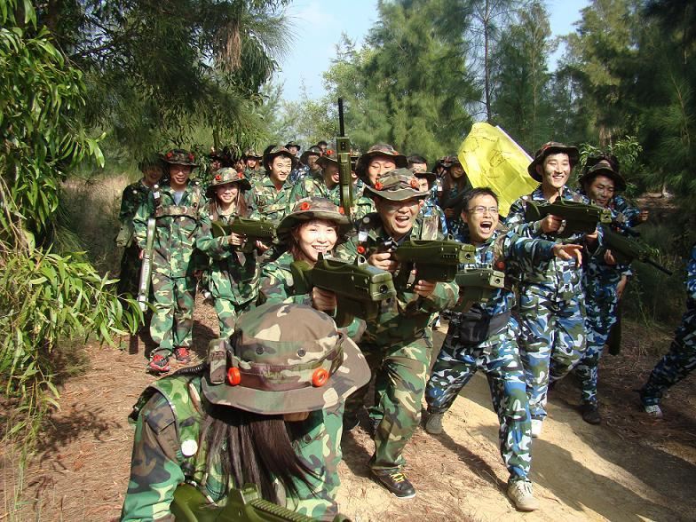 健身娱乐设施