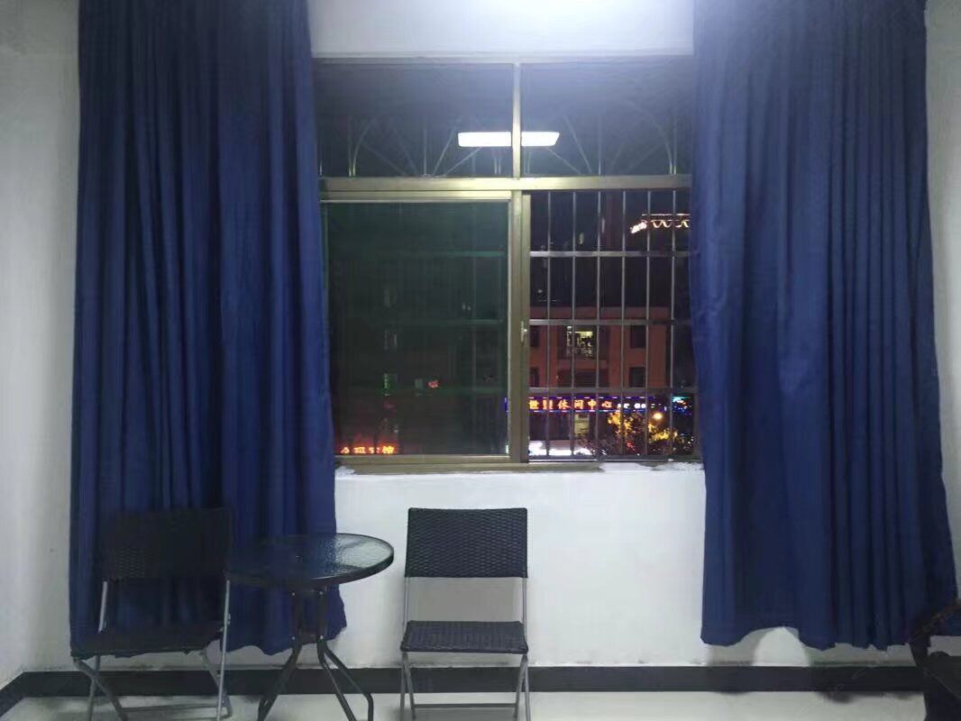 豪华大床房
