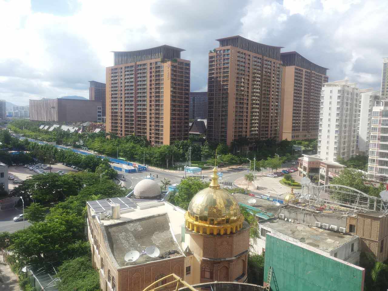 豪华园景大床房