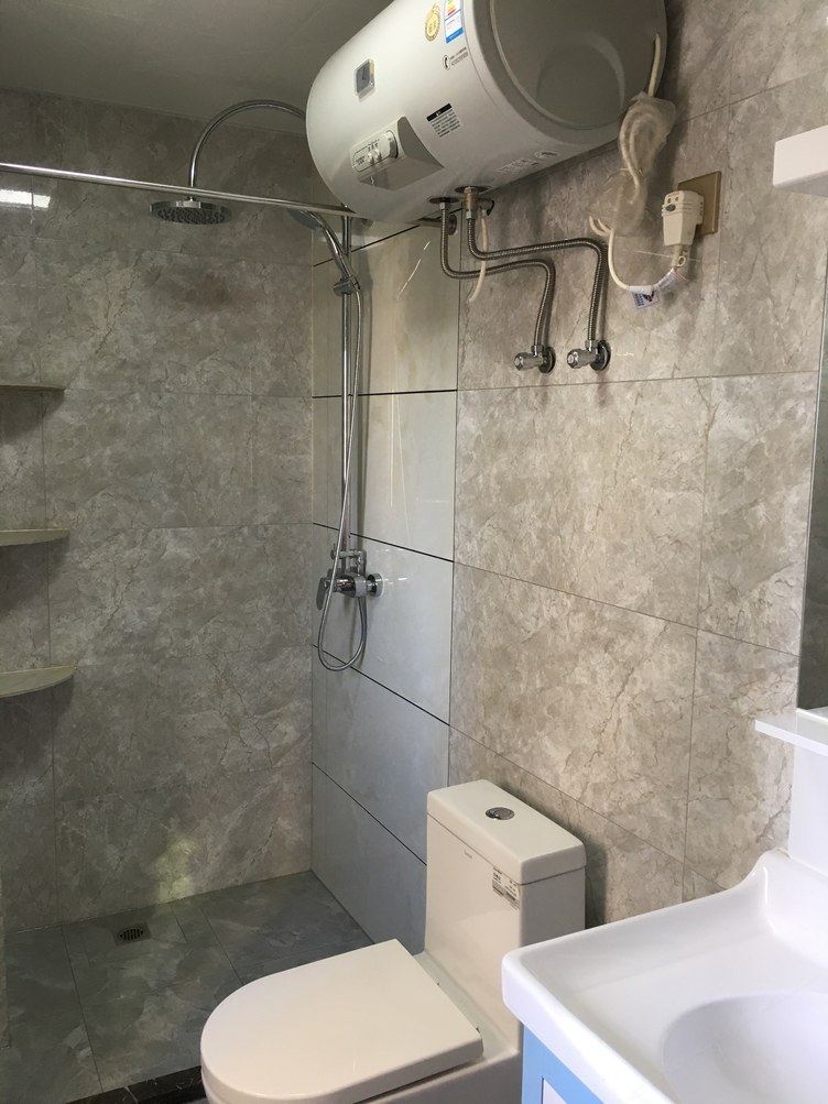舒适高档一室二床房