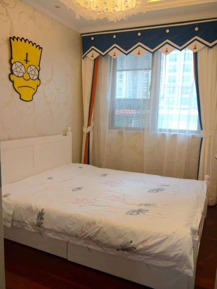 精品三室一厅套房