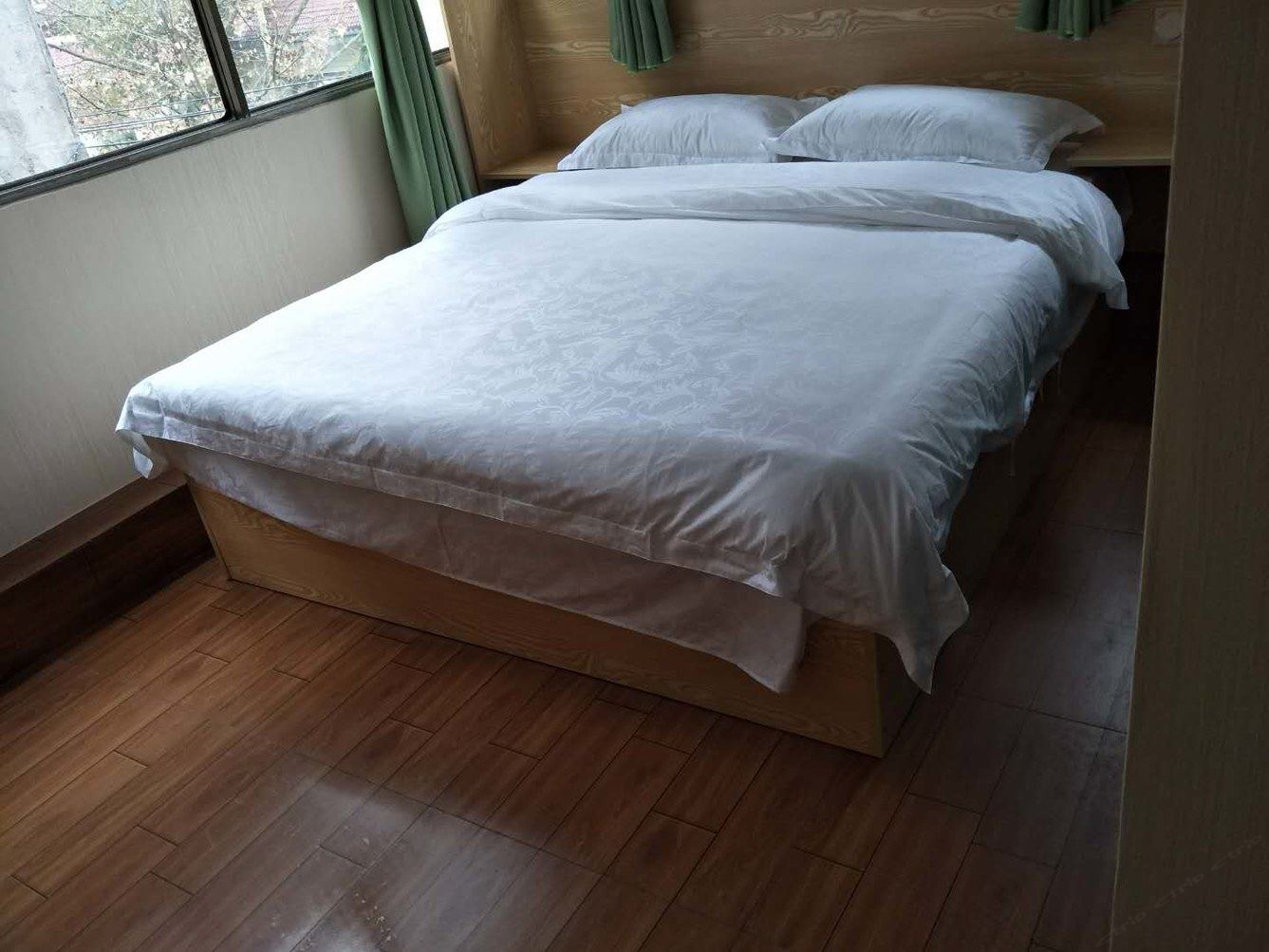 舒适大床房