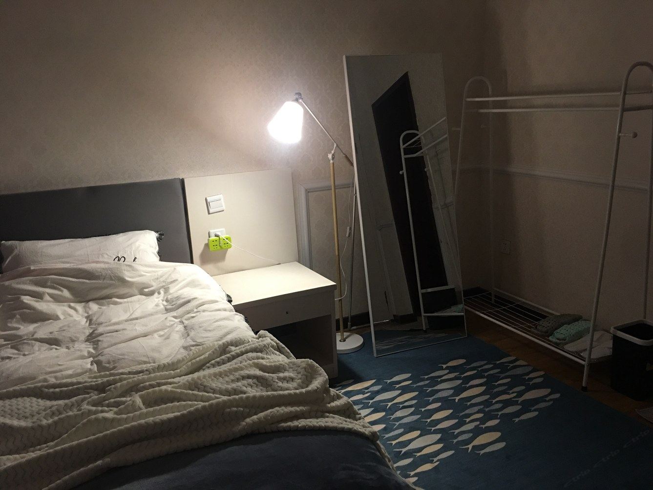 简约一室一厅套房