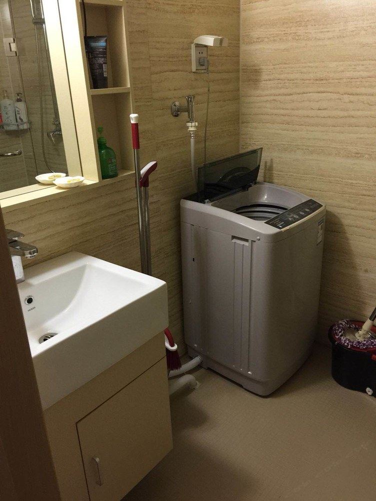 高端一室大床房