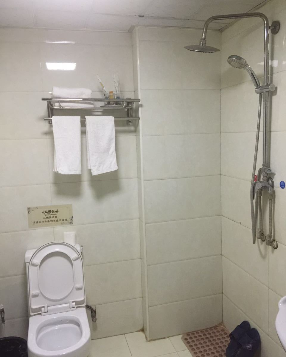 标准双床房