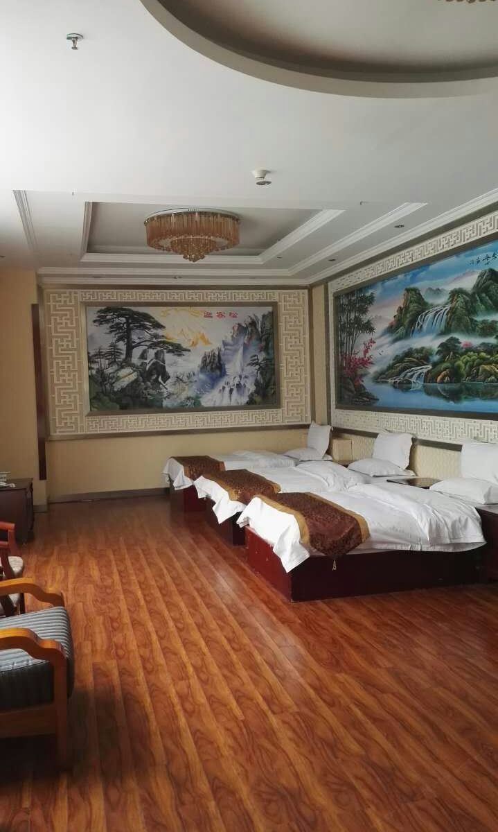 三人间