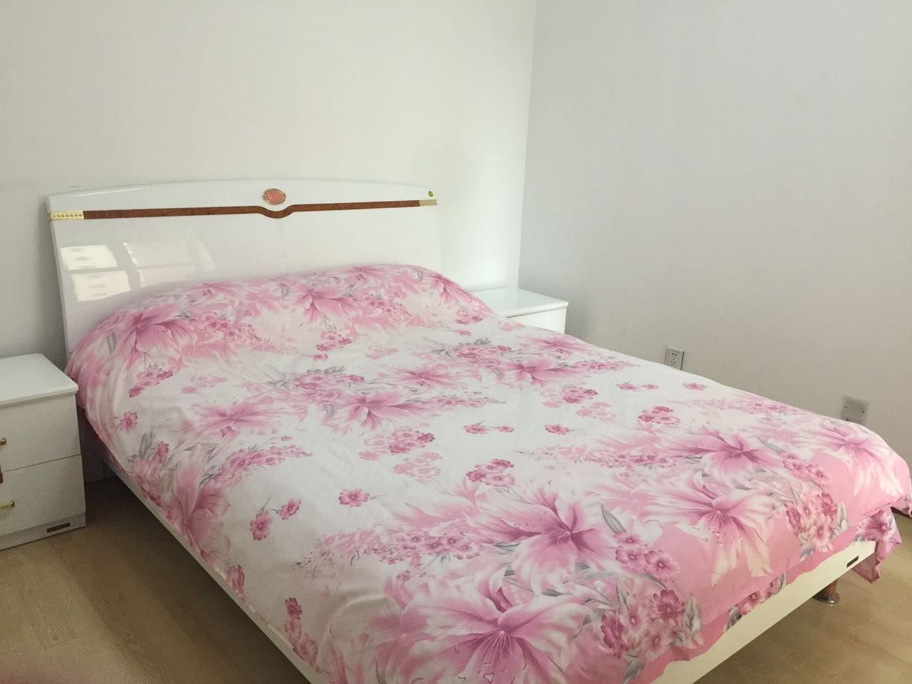 两室一厅