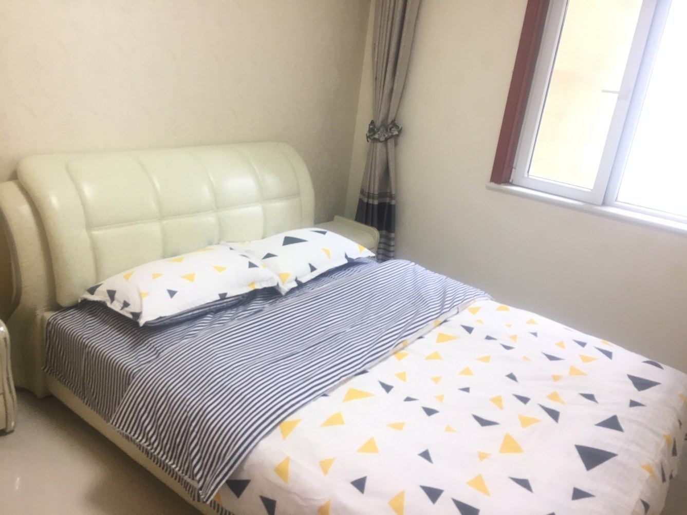 三室一厅套房