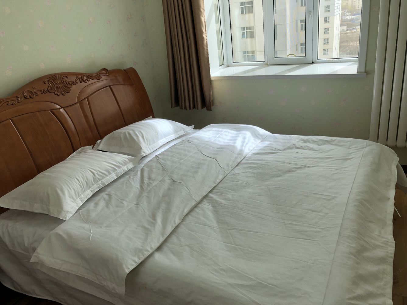 阳光二室一厅