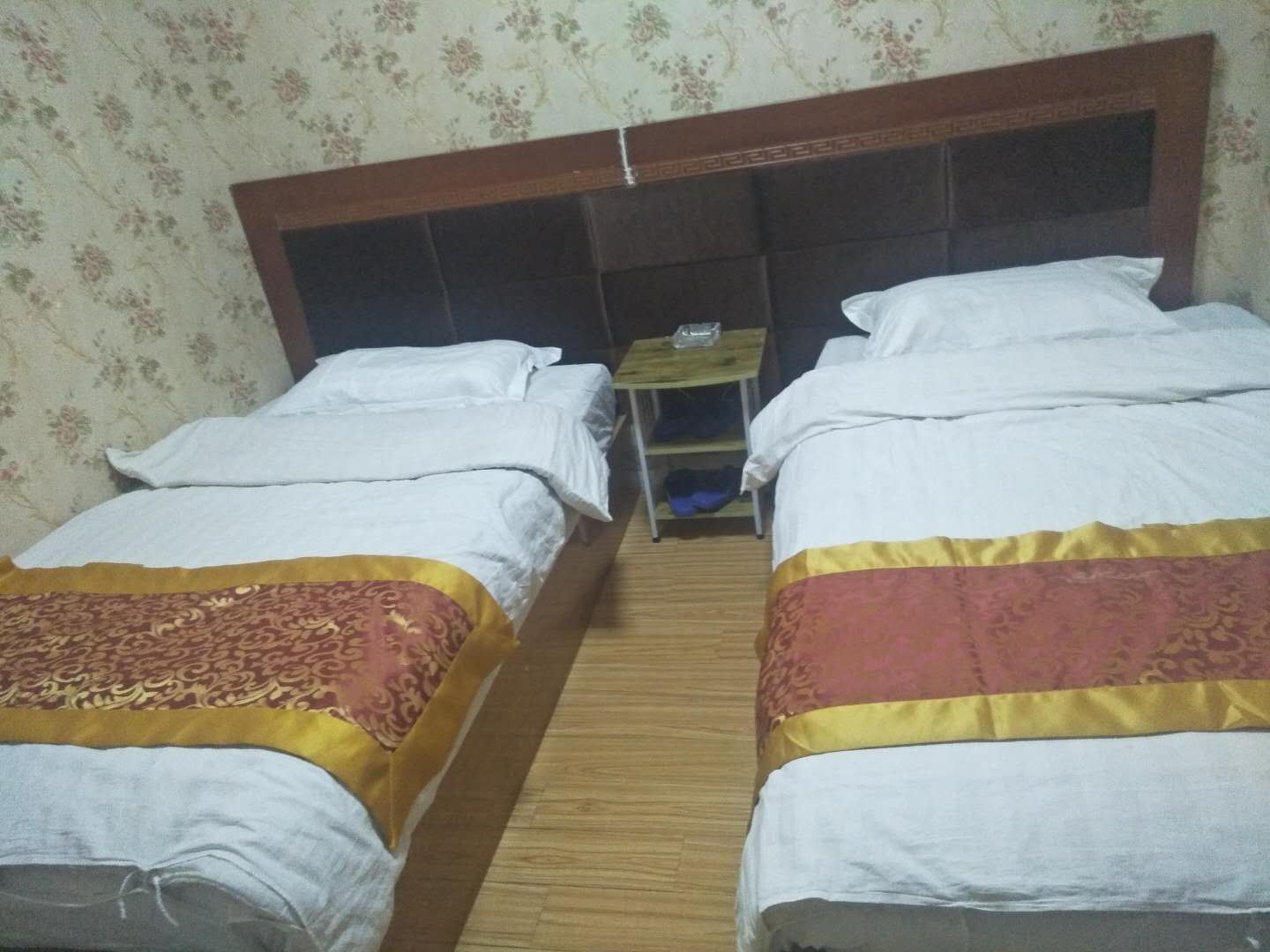 标准间(公共卫浴)