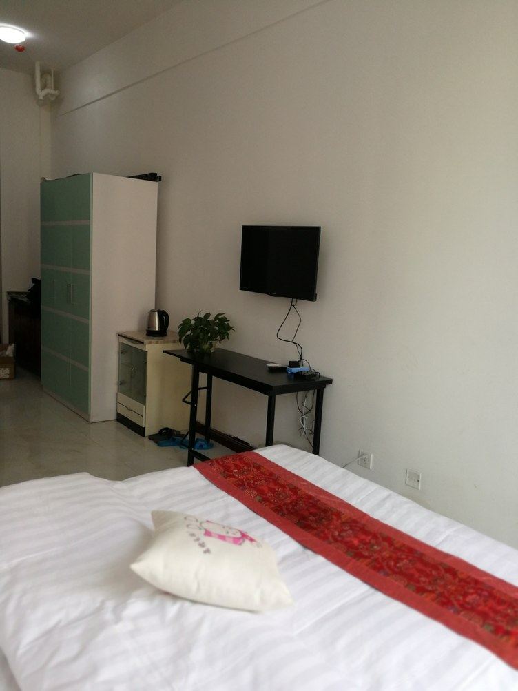 简约一室大床房