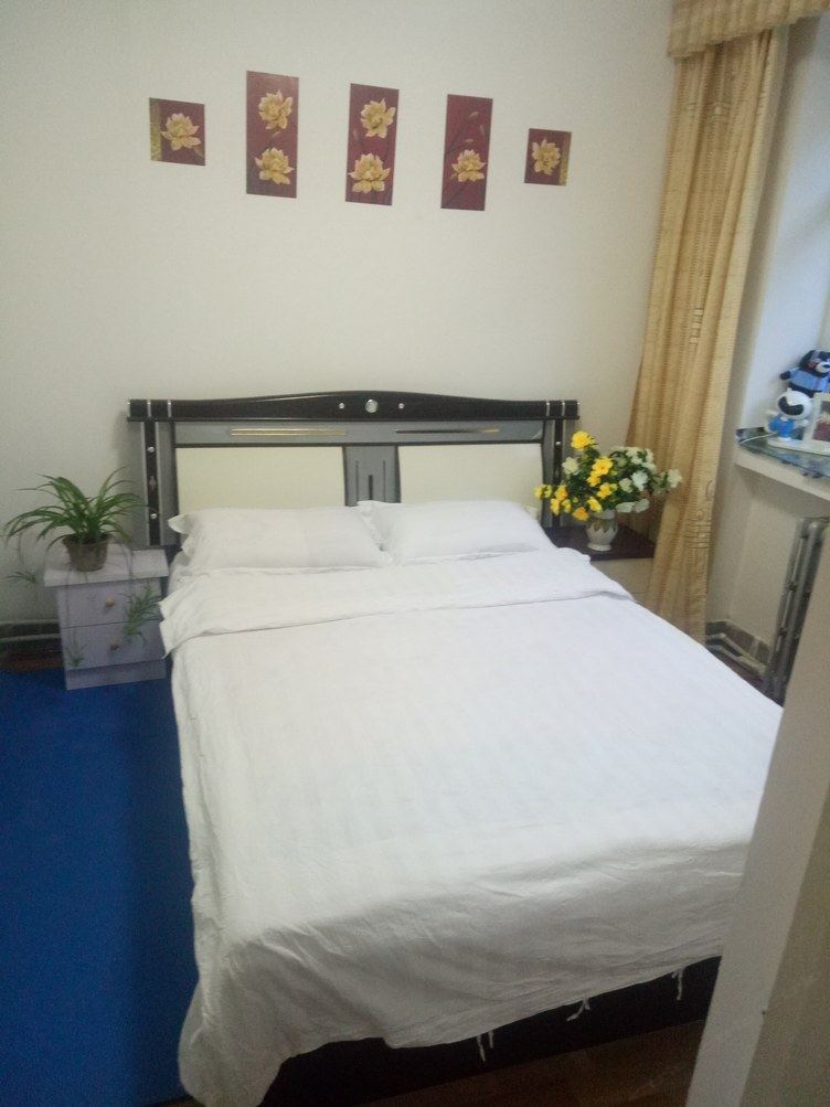 家庭三室一厅套房
