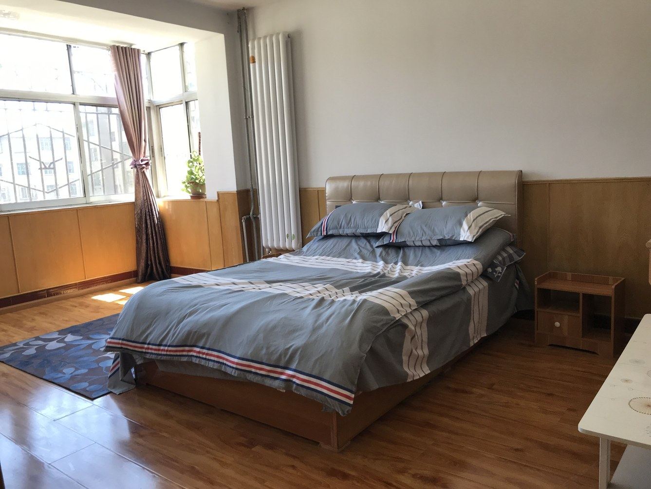 家庭二室一厅套房