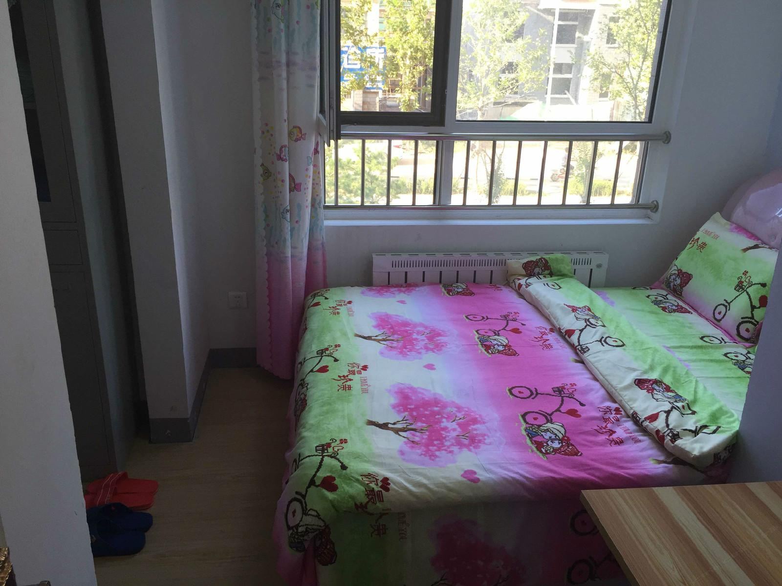 经济大床房