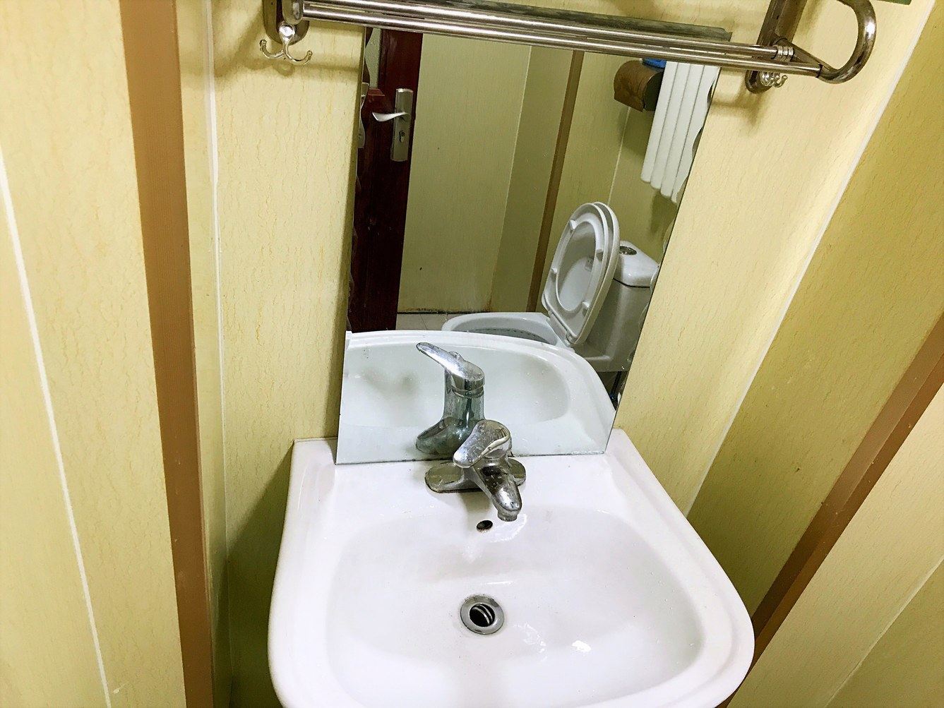 一室二床房