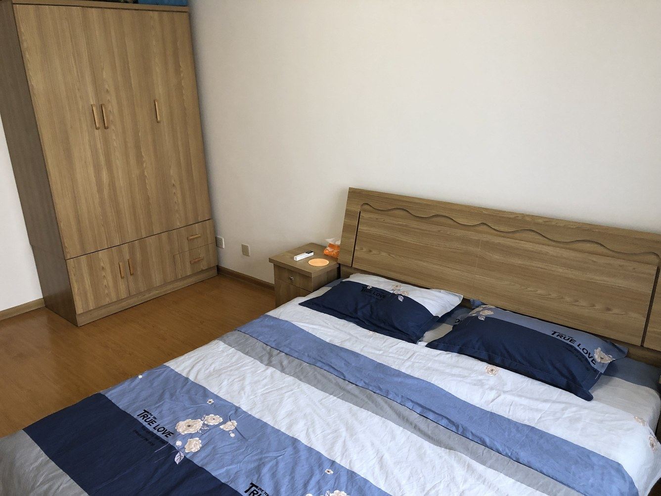 简约二室二厅套房