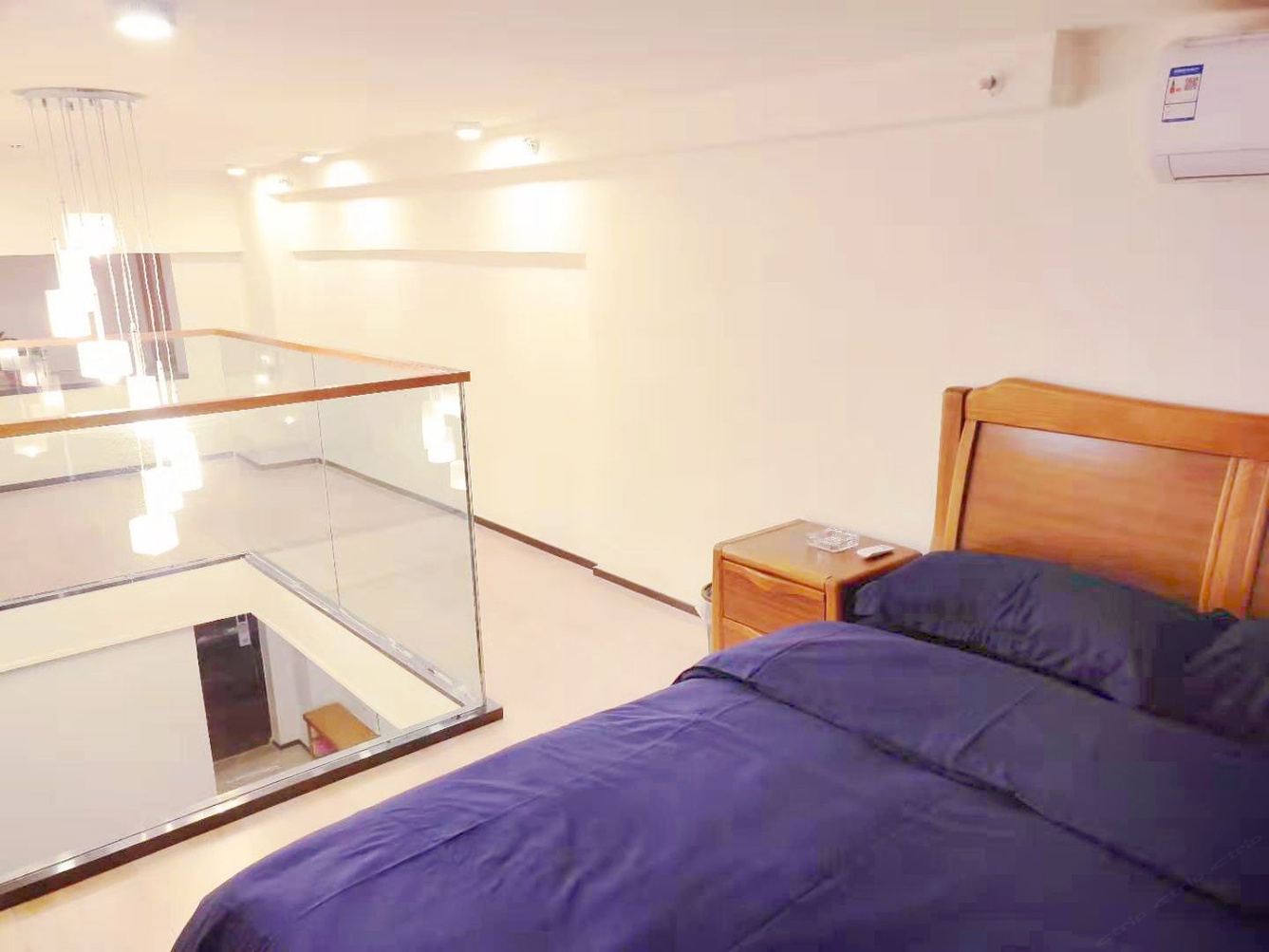 济南清河畔Loft公寓(2号店)