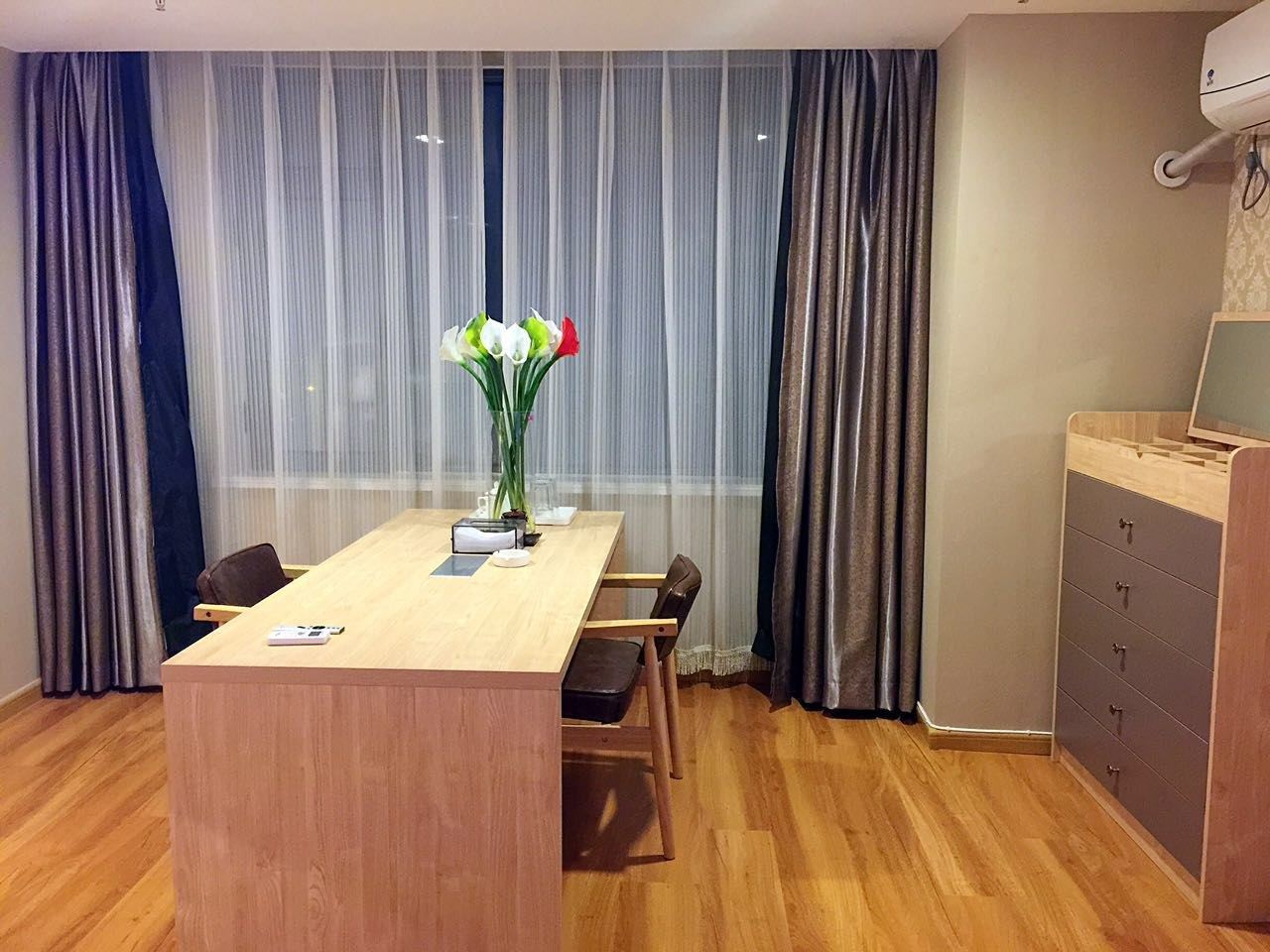 双床房