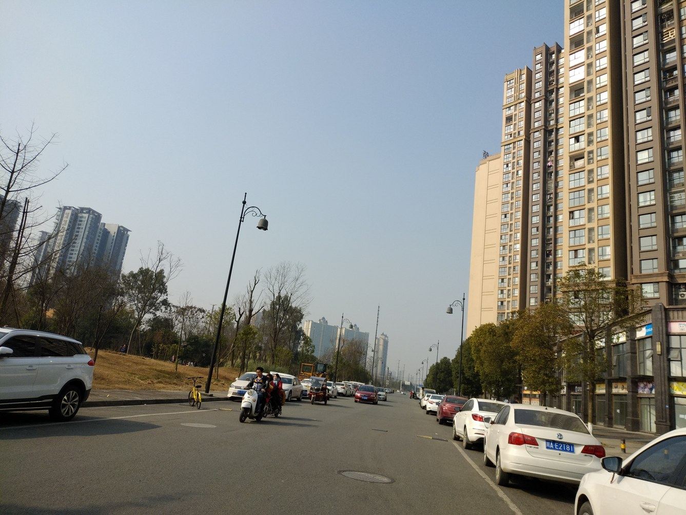 成都郫县红光地中海三居室公寓