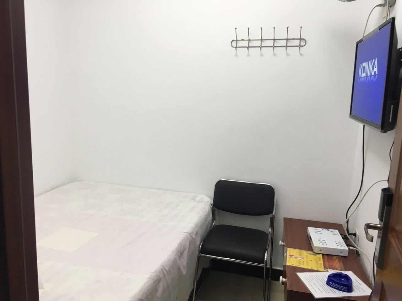 普通小床房(无窗)