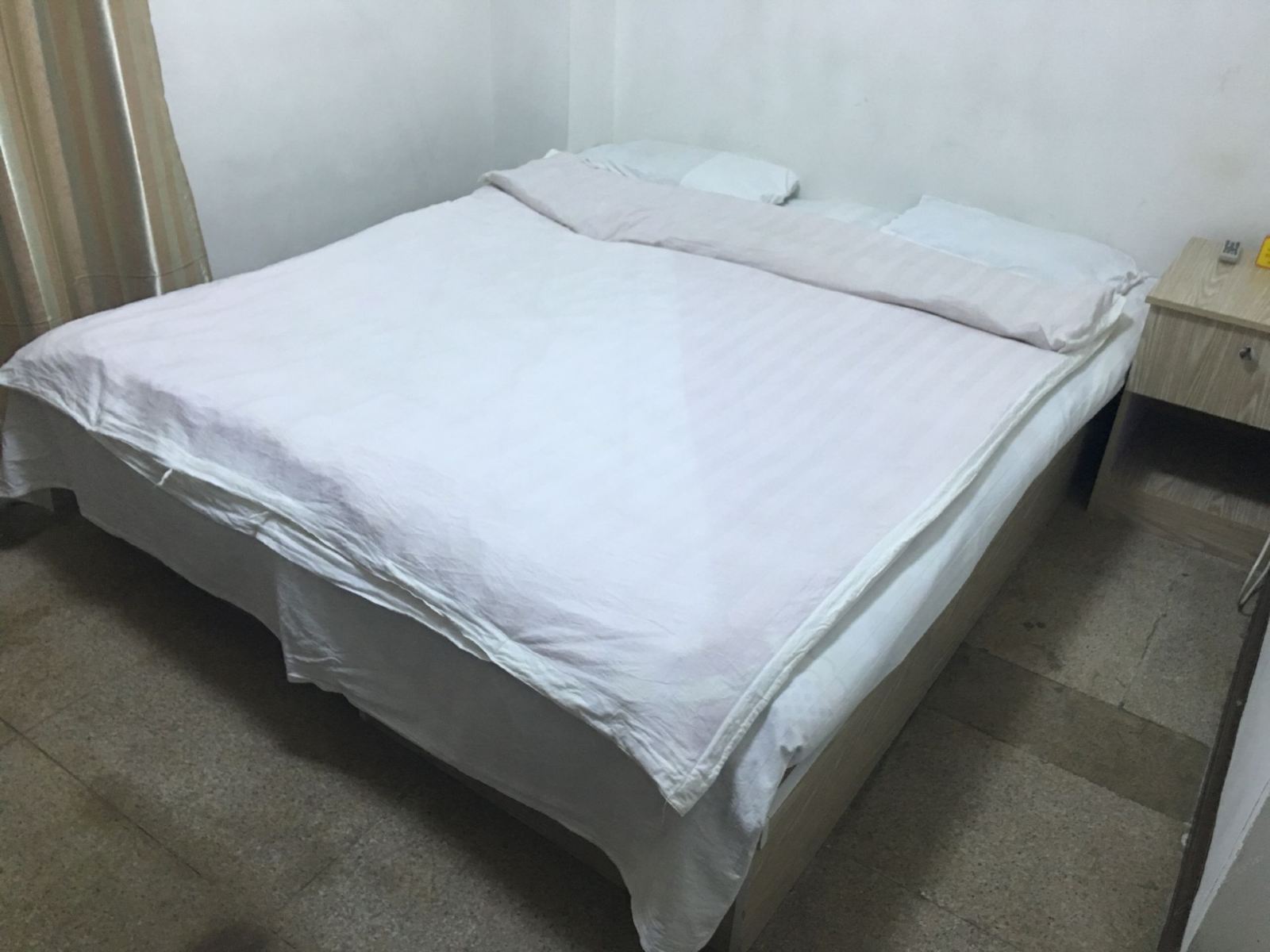 特惠情侣间