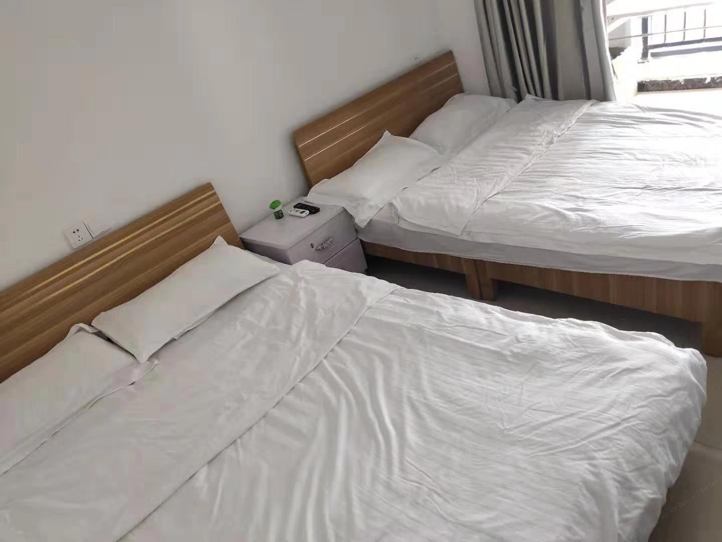 普通双床房(公共卫浴)