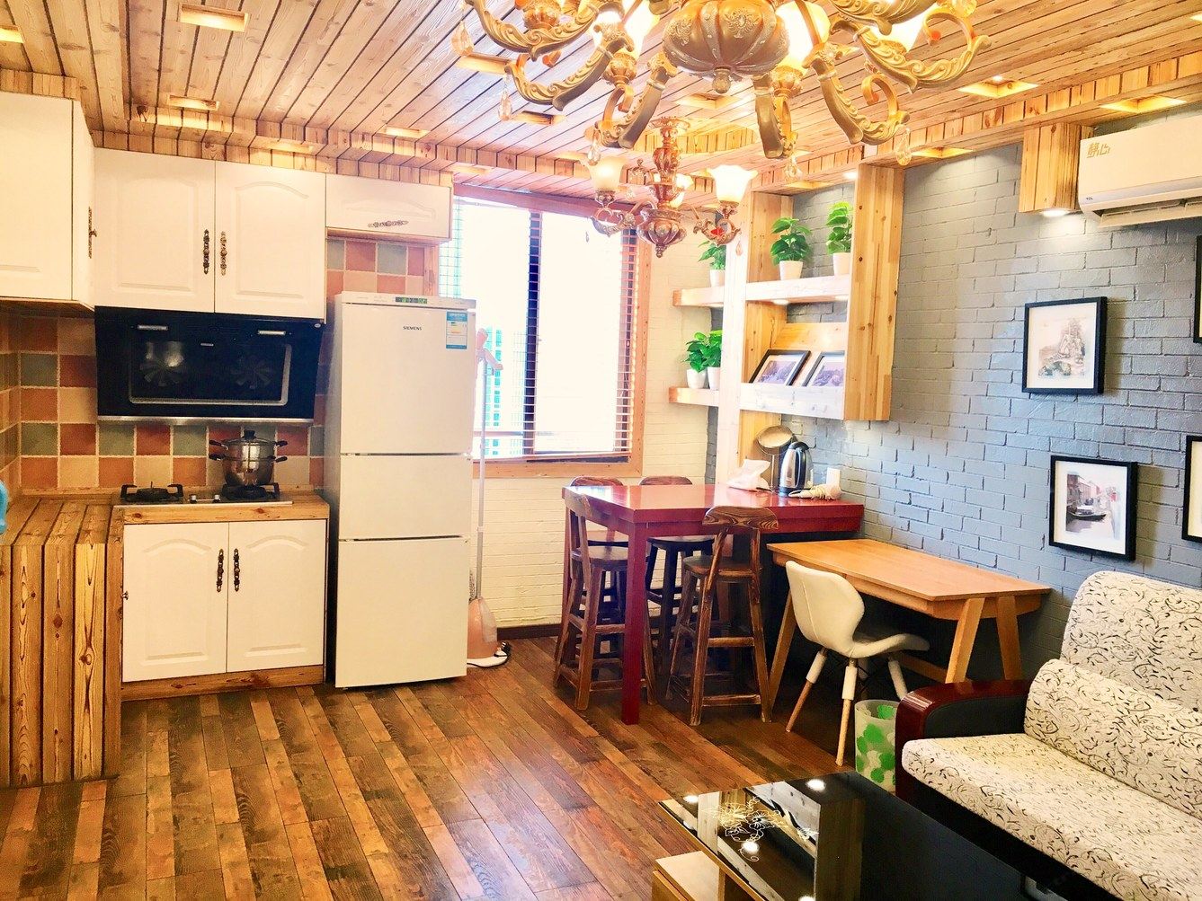 悠存民宿(上海陆家嘴爵士大厦店)