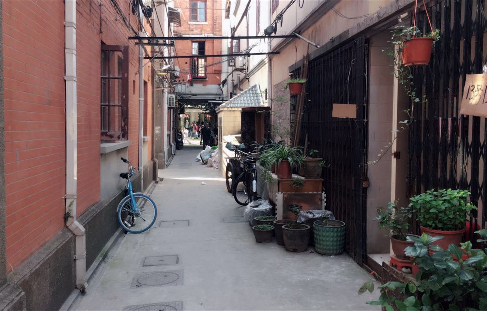 六心民宿(上海淮海中路店)