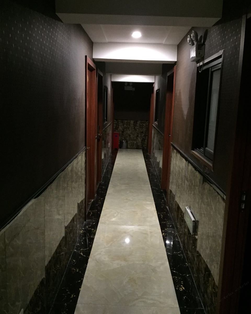 上海家亮公寓