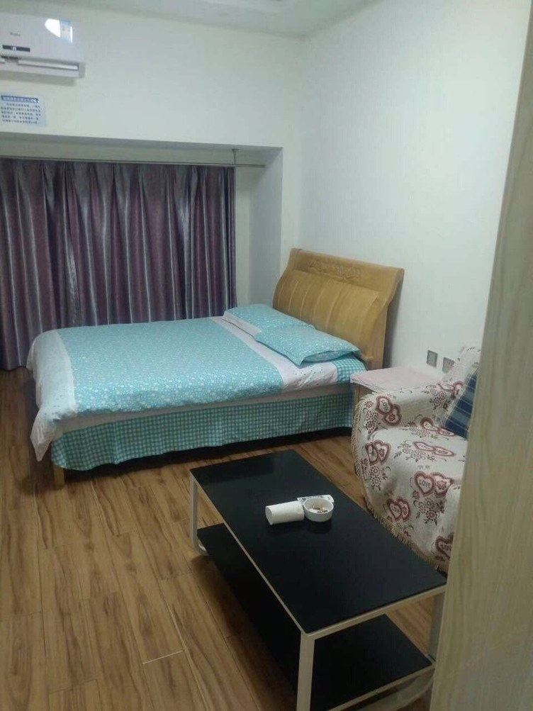 温馨一室大床房(无窗)