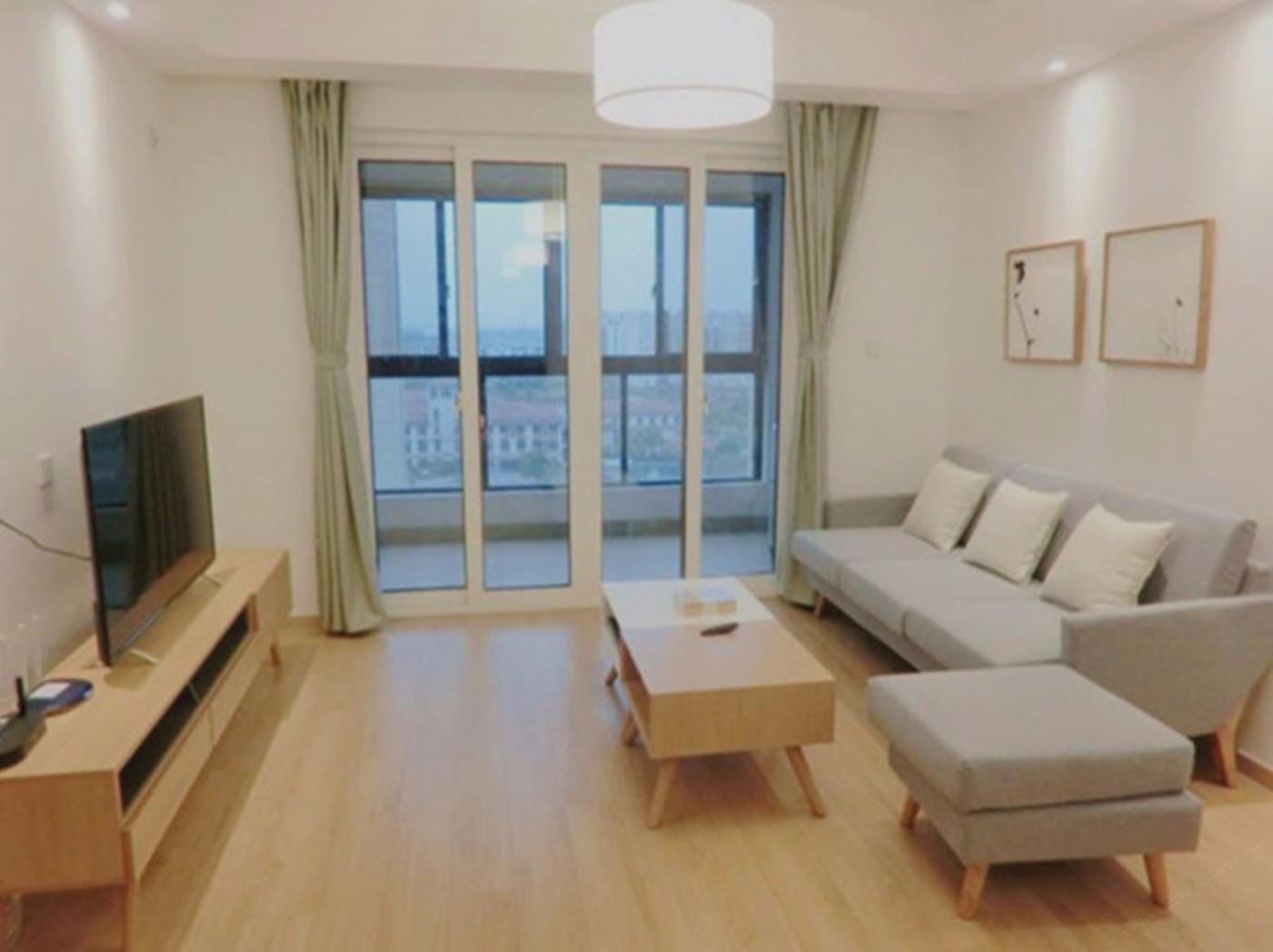 圆月公寓(上海海辰馨苑店)