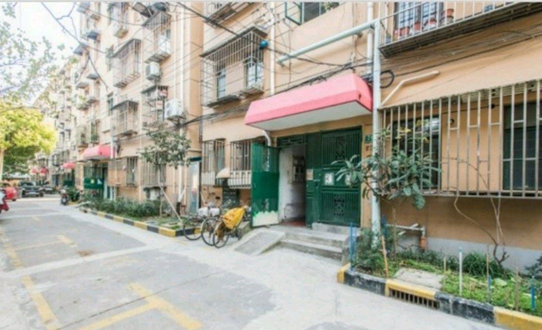 小呗呗公寓(上海平凉路店)