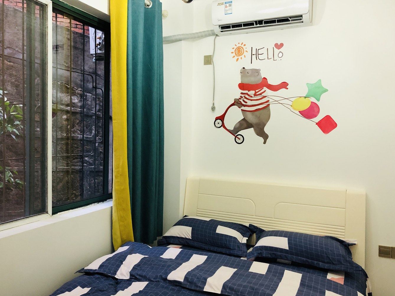 简约三室一厅套房