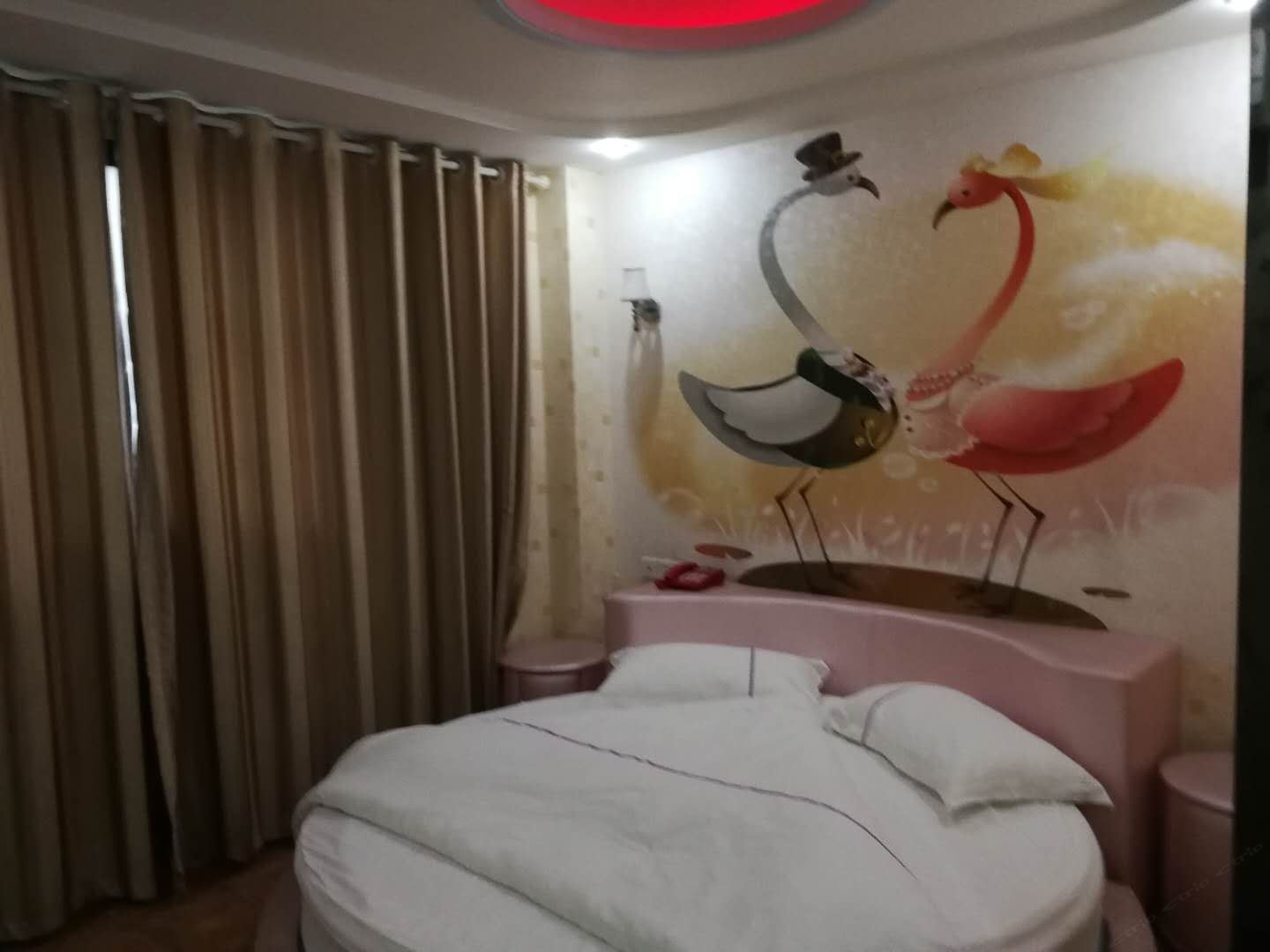 豪华主题房