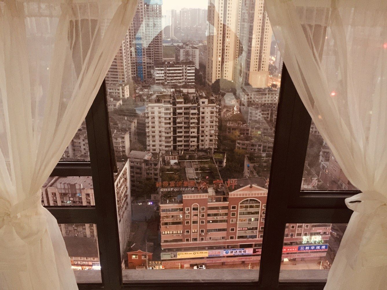 重庆余宗国公寓