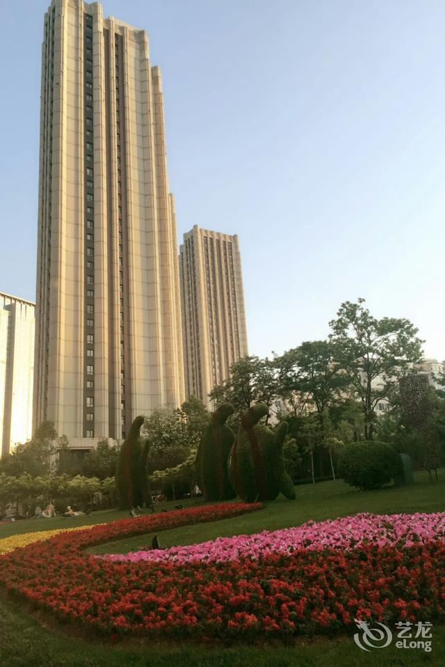 海豚假日公寓式酒店(大连星海广场店)