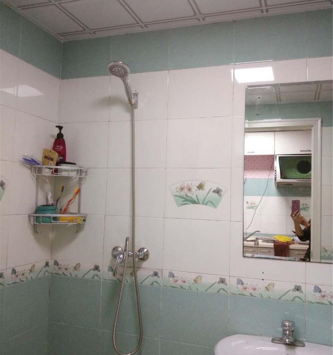 大连晓英家庭式公寓(鸿霖大厦店)