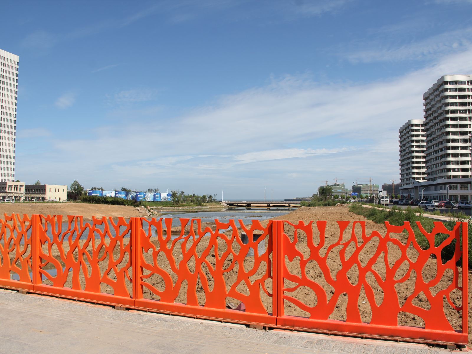 青岛琴岛海湾豪华海景度假公寓(万达东方影都店)