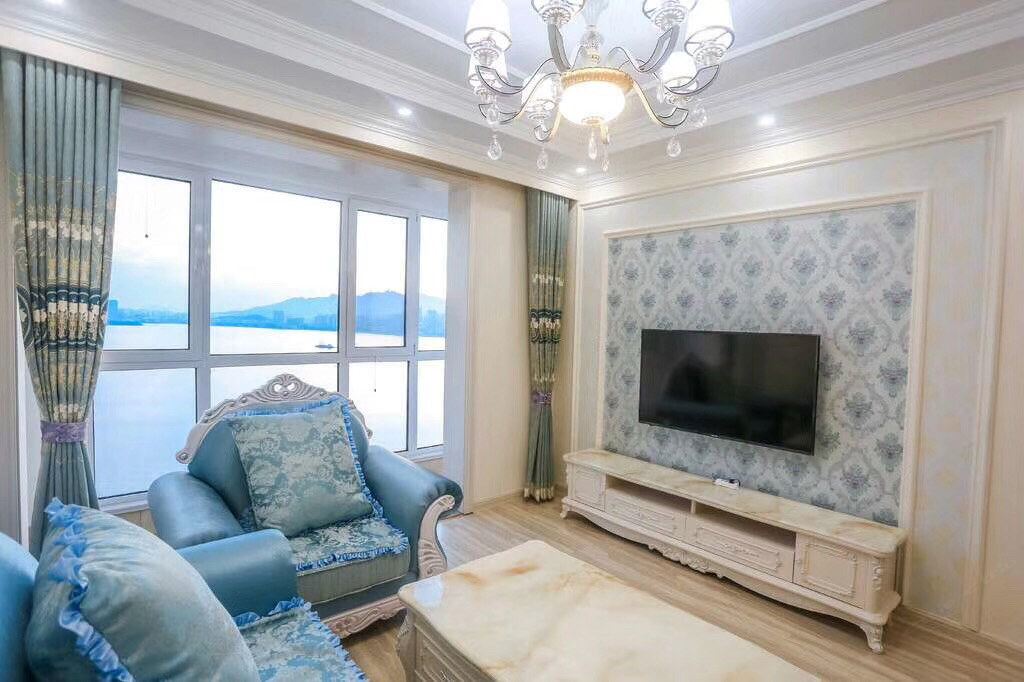 三居室